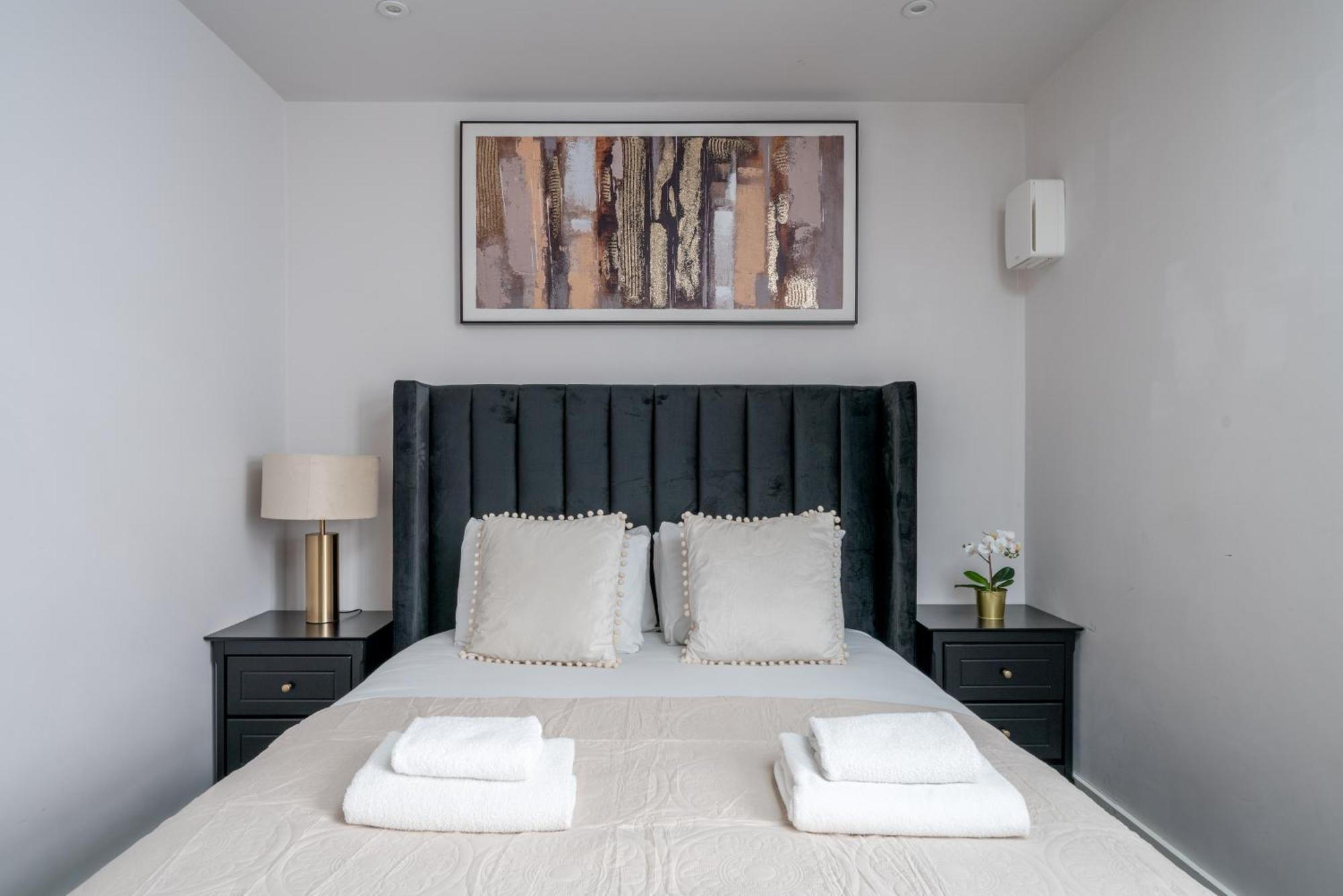 Boutique Lux London Apartments-Free Parking Totteridge Екстериор снимка