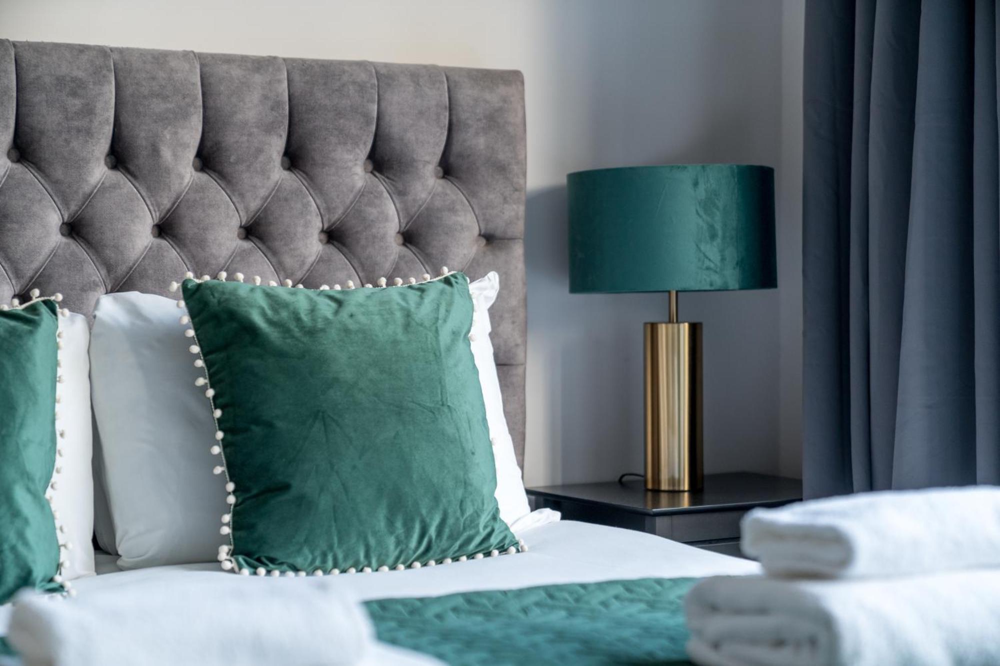 Boutique Lux London Apartments-Free Parking Totteridge Екстериор снимка